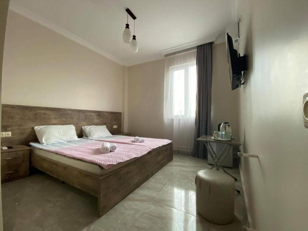 Nana'S Hotel Tchaikovsky Street 34 Батуми Екстериор снимка